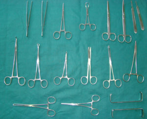 Surgical_instruments_02